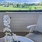 Penthouse Deluxe Mit Galerie By Interhome شقة شتروبل