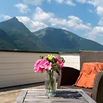 شقة Penthouse Deluxe Mit Galerie By Interhome شتروبل