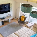 Penthouse Deluxe Mit Galerie By Interhome شقة *