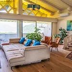 شقة Penthouse Deluxe Mit Galerie By Interhome شتروبل
