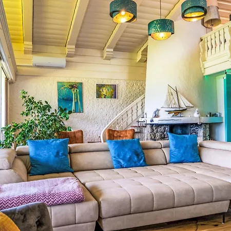 Penthouse Deluxe Mit Galerie By Interhome Lejlighed *