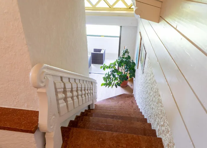 Penthouse Deluxe Mit Galerie By Interhome *