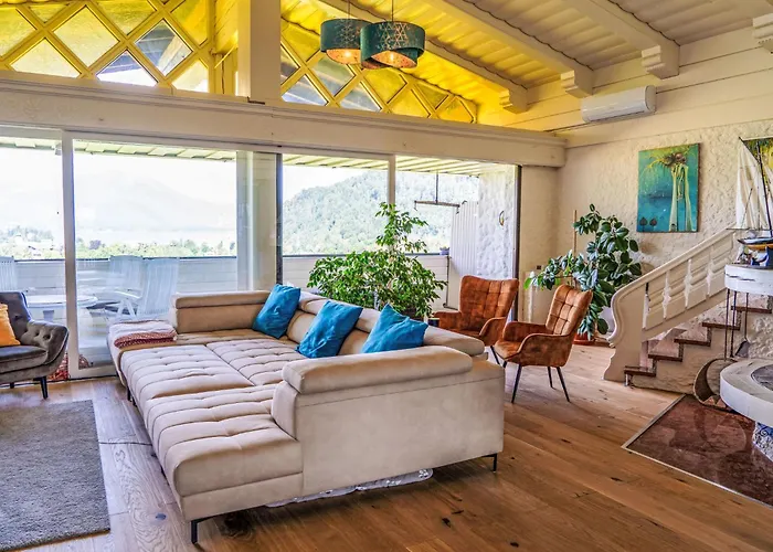 Appartement Penthouse Deluxe Mit Galerie By Interhome Strobl